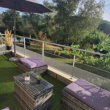 Au Clos Du Cele Pensión