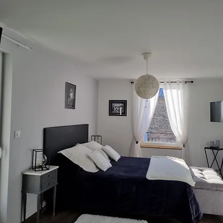 Konukevi Au Clos Du Cele