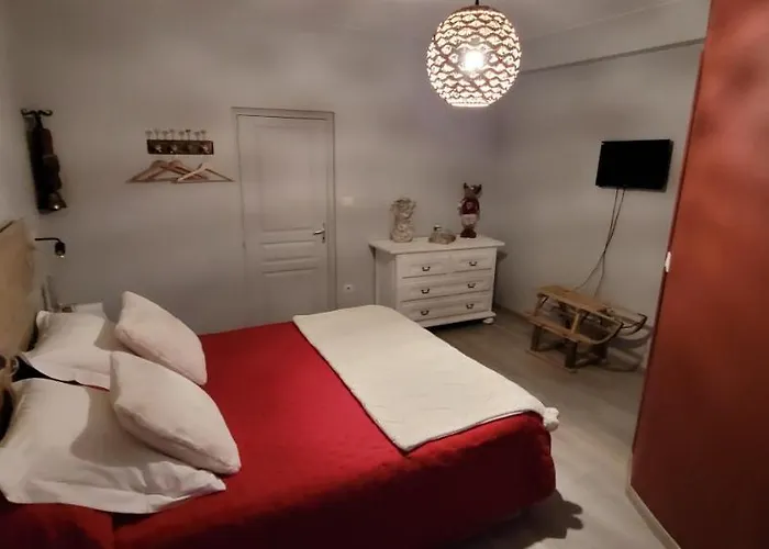 Au Clos Du Cele 3* バニャック